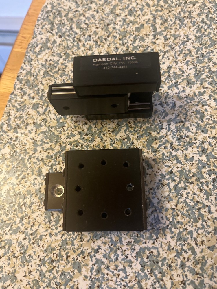 *DAEDAL Linear Positioning Glide Slide Stage - 2 Lot NEW