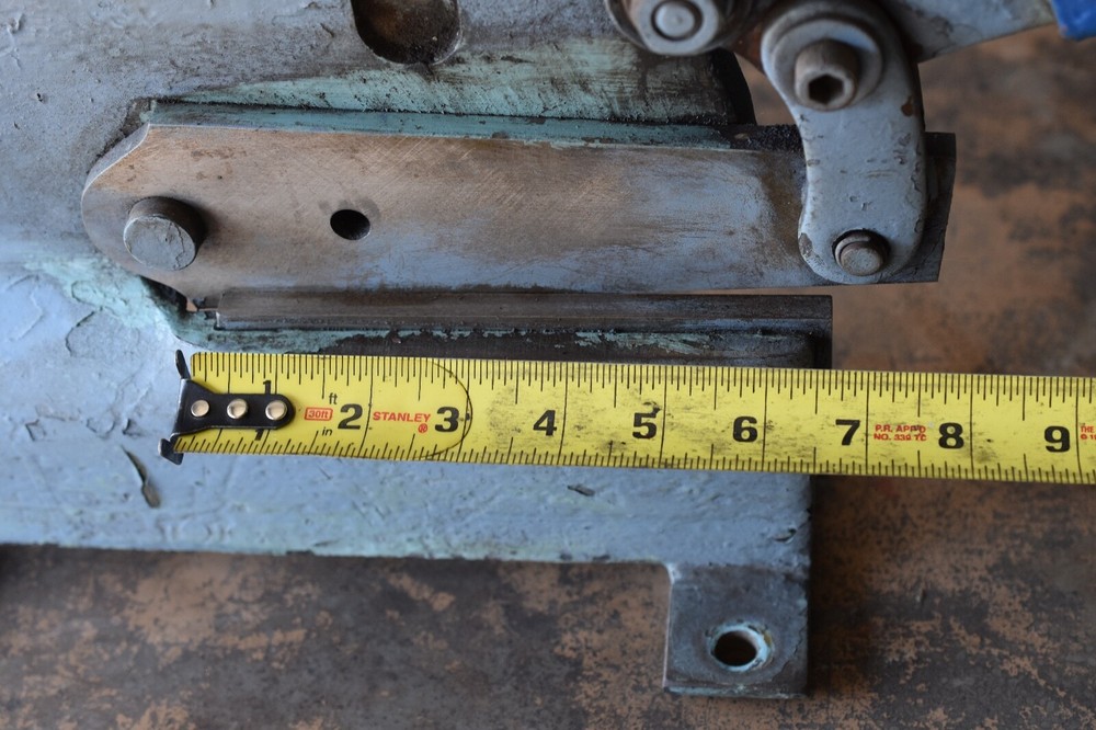 Meyer throatless bench shear