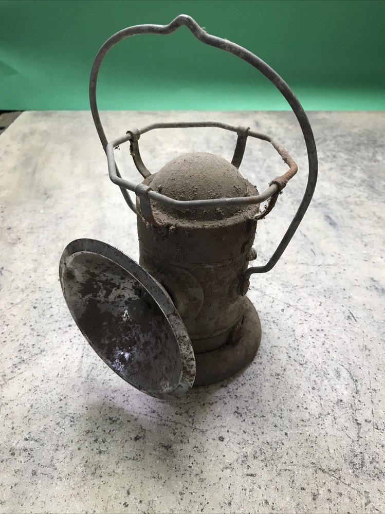 Vintage Empire Powerlite Coal Mine Traffic Train 6 Volt Lantern Untested Barn