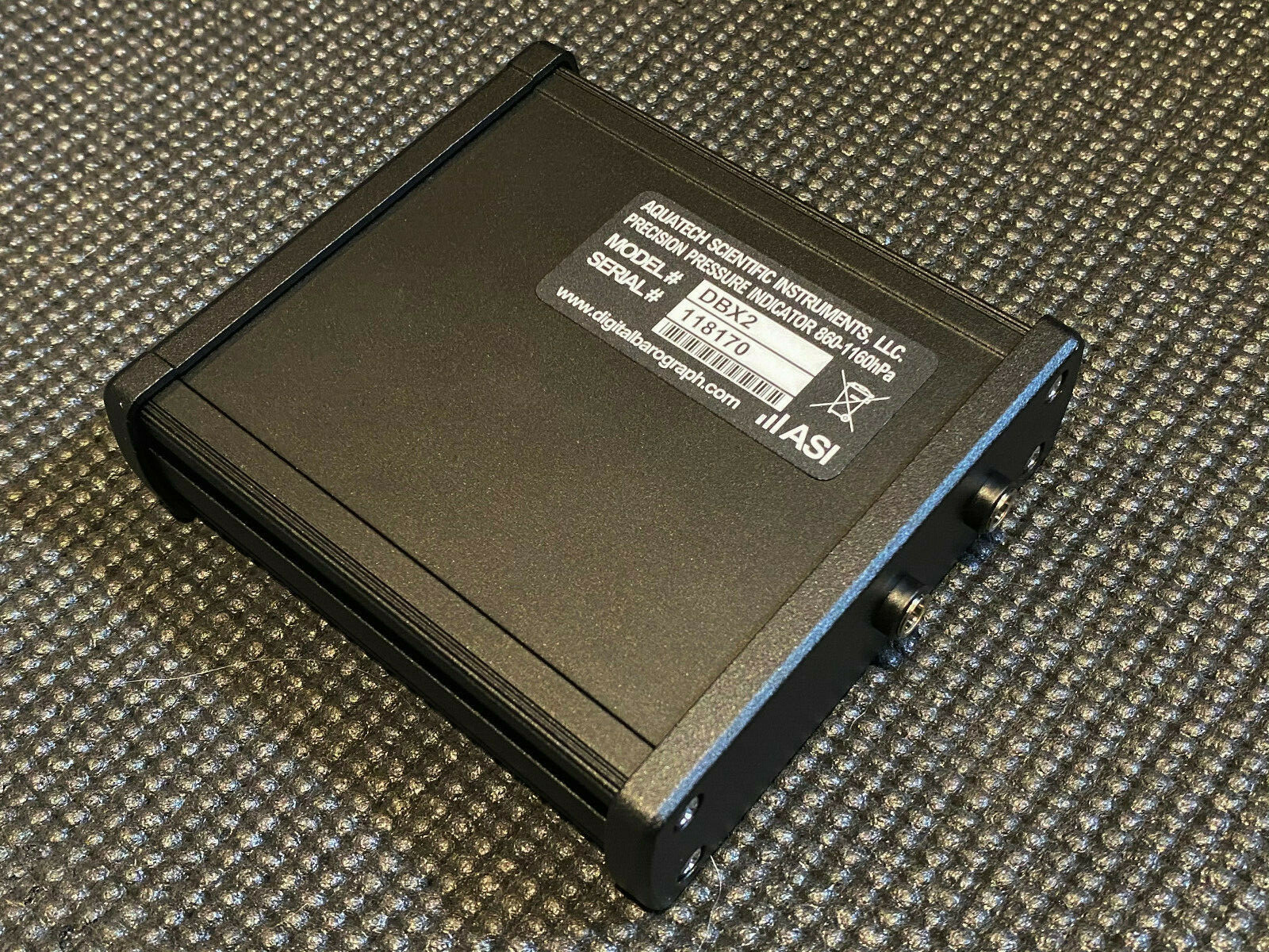 DBX2 DESKTOP PRECISION DIGITAL BAROGRAPH BAROMETER BLACK - STANDARD CALIBRATION