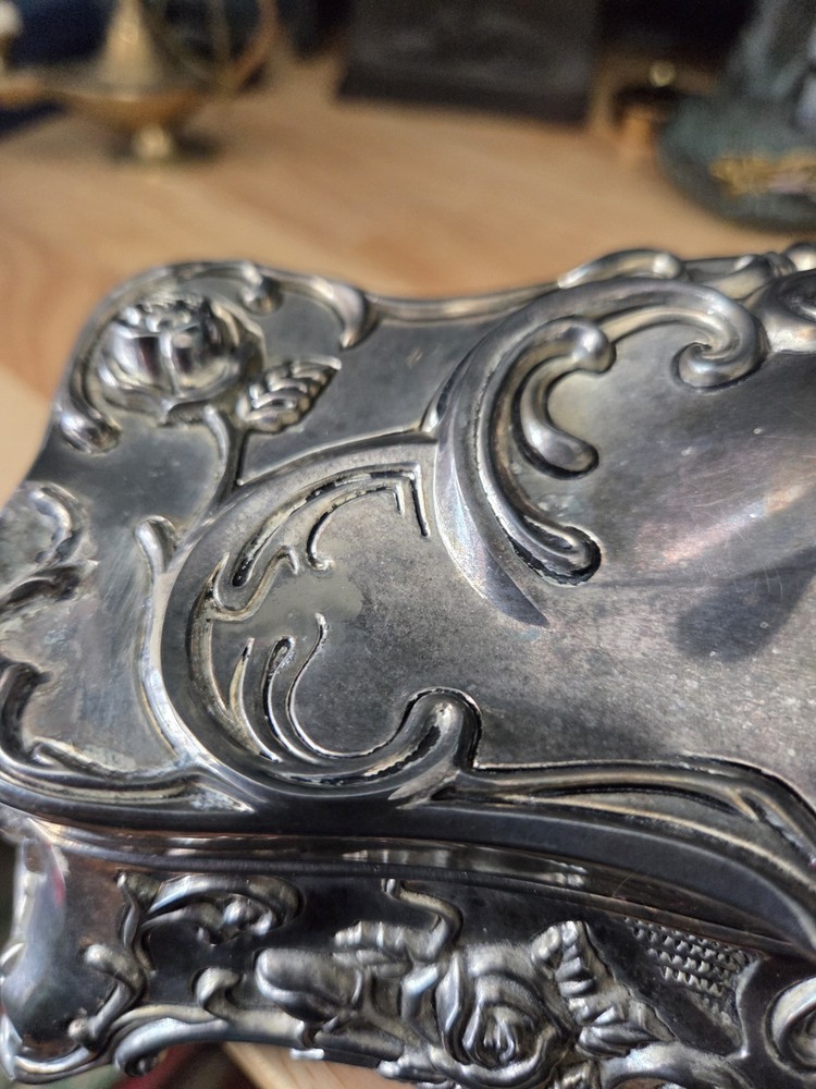 Vintage Wallace Silverplated Art Nouveau Jewelry Musicbox 1950-1960s Coffin Shap