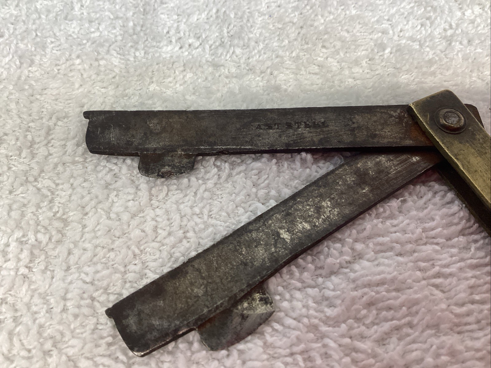 Rare Antique 2 Blade Brass Steel Fleam Bloodletting Surgical Tool