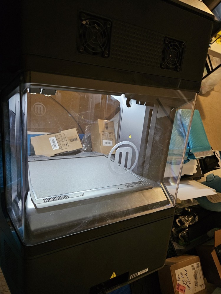 MAKER BOT MAKERBOT METHOD X 3D PRINTER, OPEN BOX NEVER USED, Filtration included