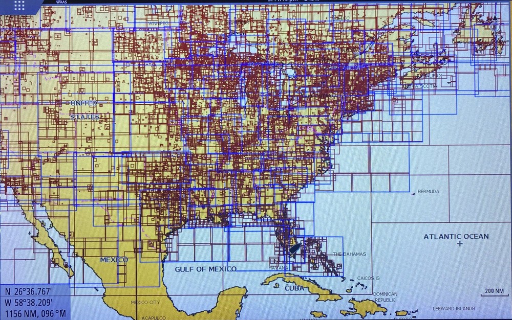 Simrad NSS16 Evo2 16" Multifunction Display MFD Chartplotter ~Good~ Blem*