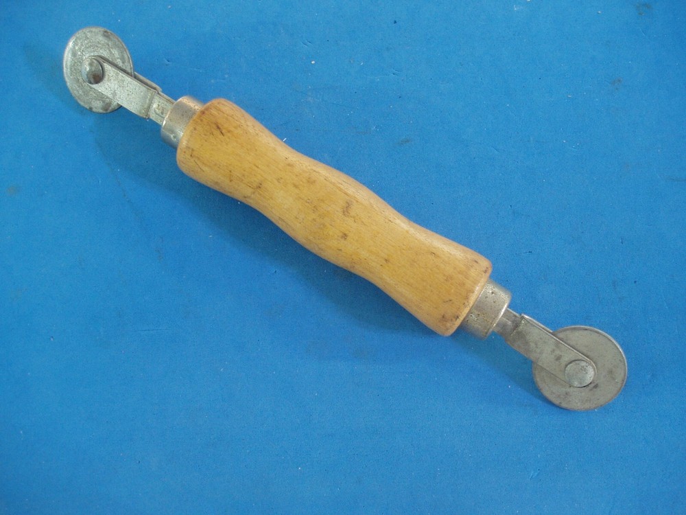 VINTAGE SCREEN REPAIR SPLINE ROLLER