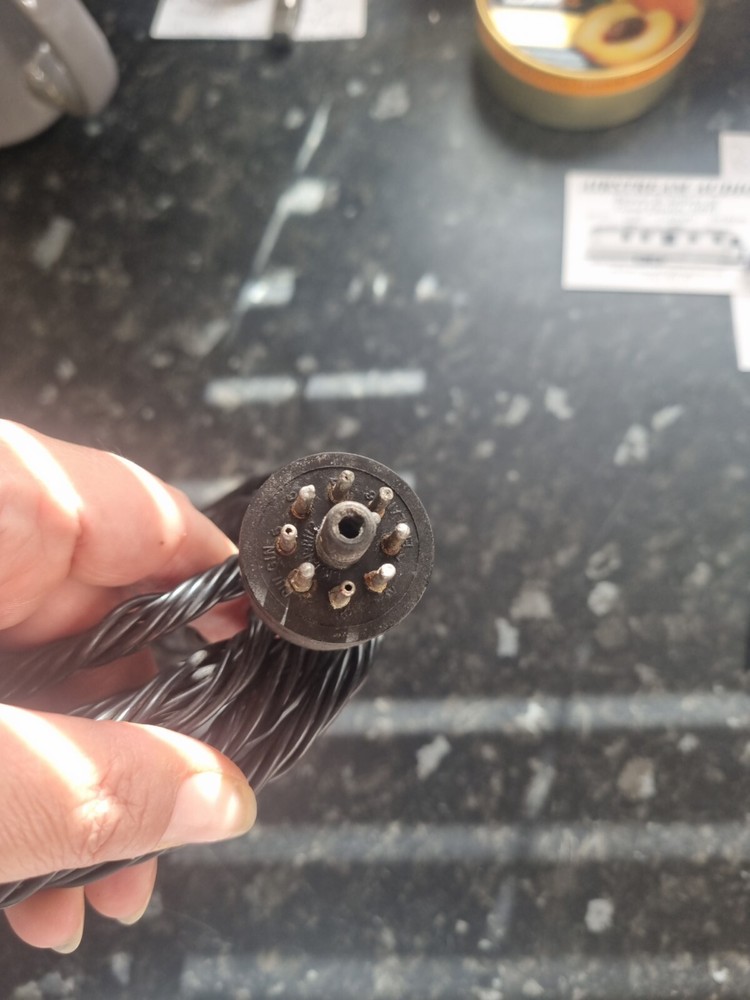 Bulgan Cable ( Octal) (Mc Murdo)