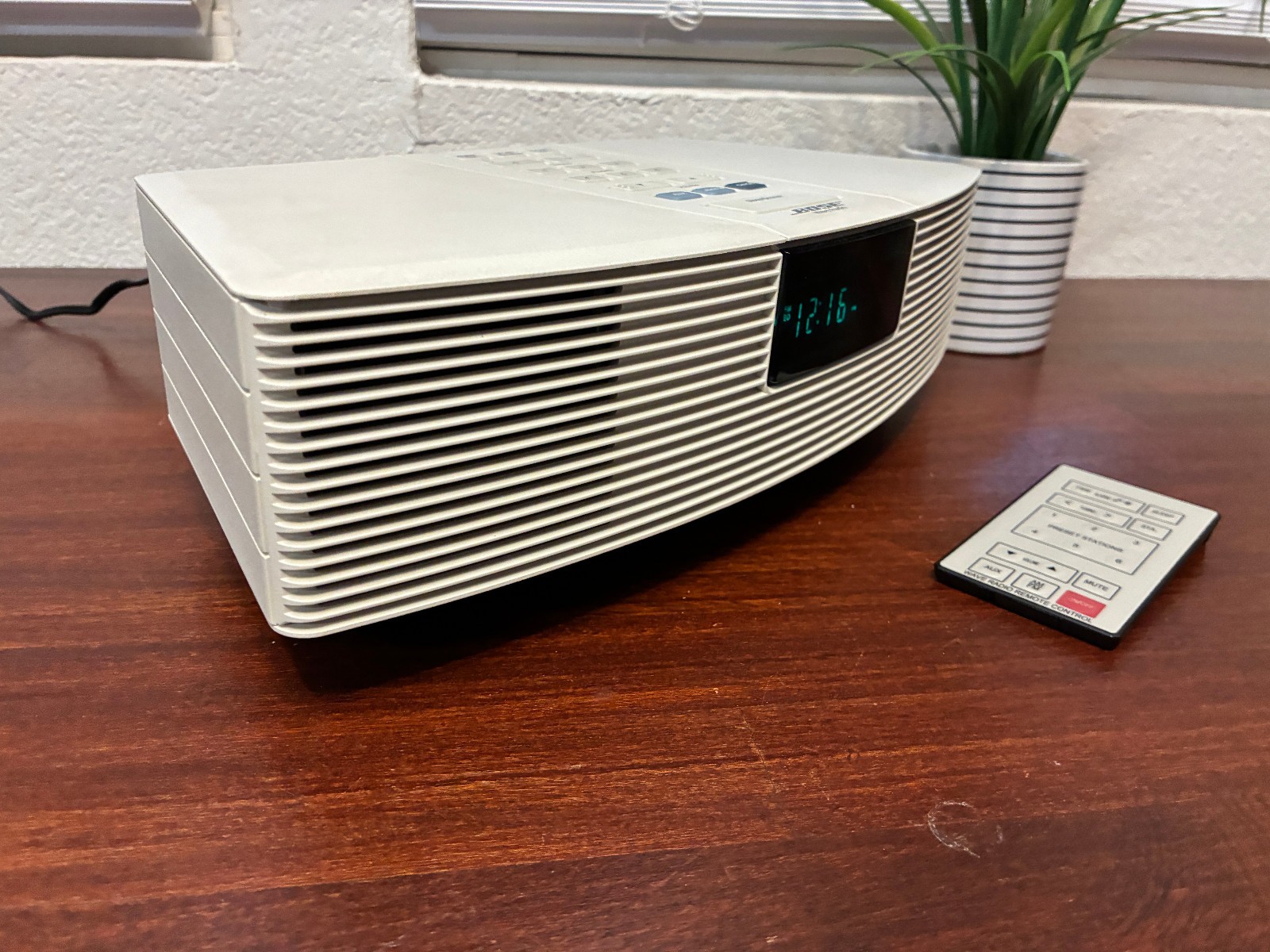 Bose AWR1RW Wave Radio With Remote