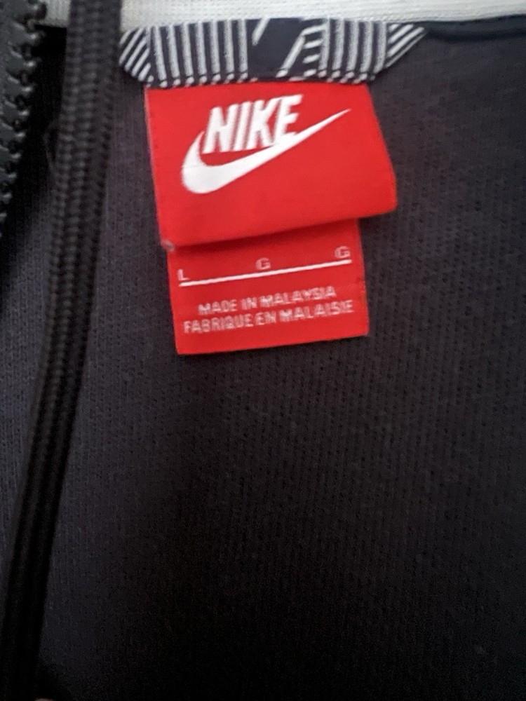 Nike Windbreaker Jacket - Sz Large