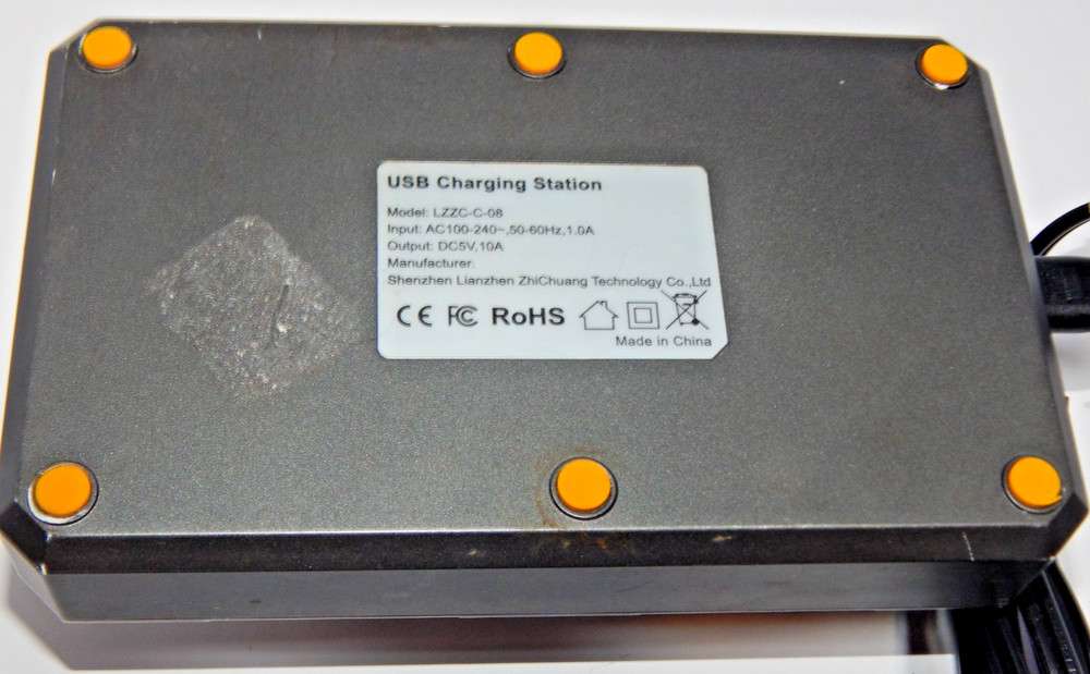 USB Charging Station model LZZC-C-08