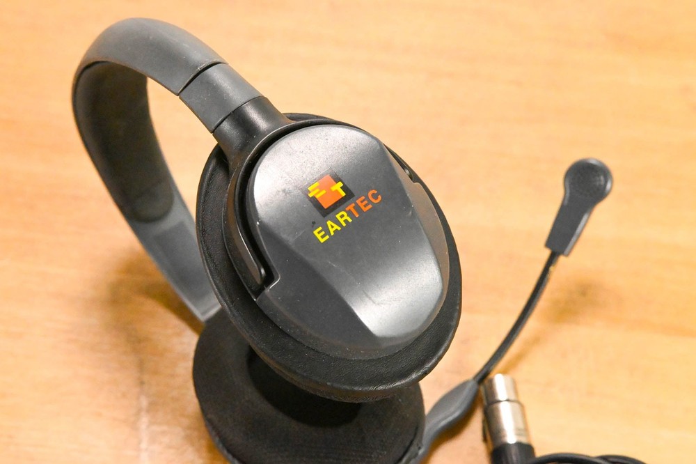 Eartec Max4G Dual Ear Headset CG01YM5