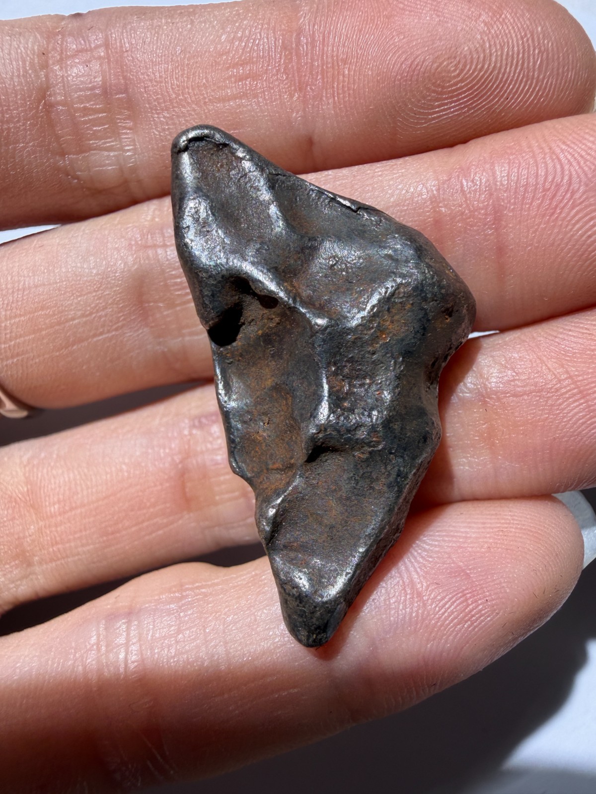 Sikhote-Alin Iron Meteorite 19.65g – Clear Rollover Lip + Beautiful Regmaglypts