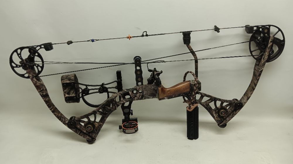 MATTHEWS SOLO CAM SE4 DXT COMPOUND BOW