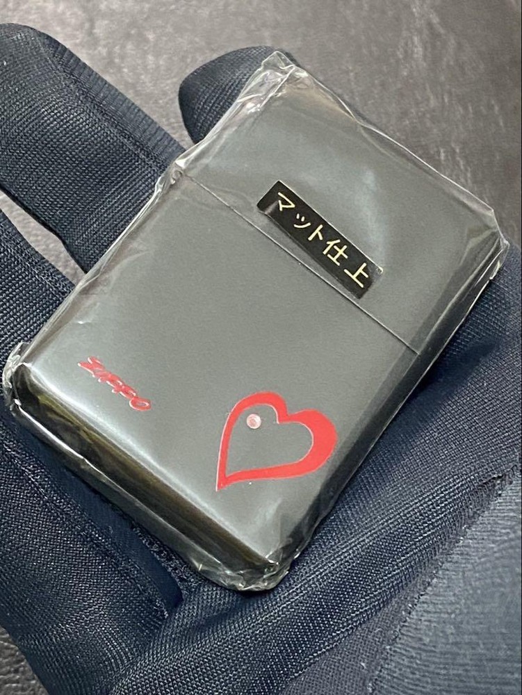 Zippo Heart Swarovski Matte Finish Black One Sided Processing Lighter Regular