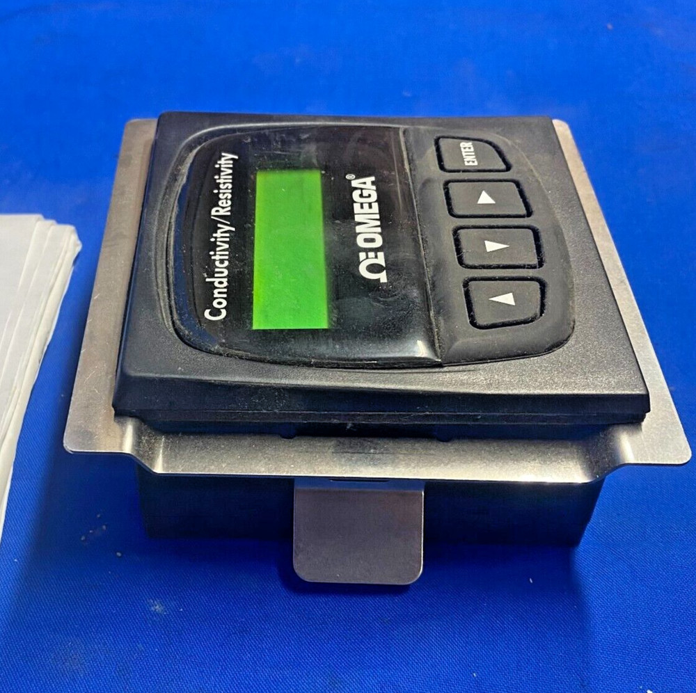 OMEGA CONDUCTIVITY/RESISTIVITY TRANSMITTER CDTX-90 SERIES PANEL MOUNT 12-24VDC