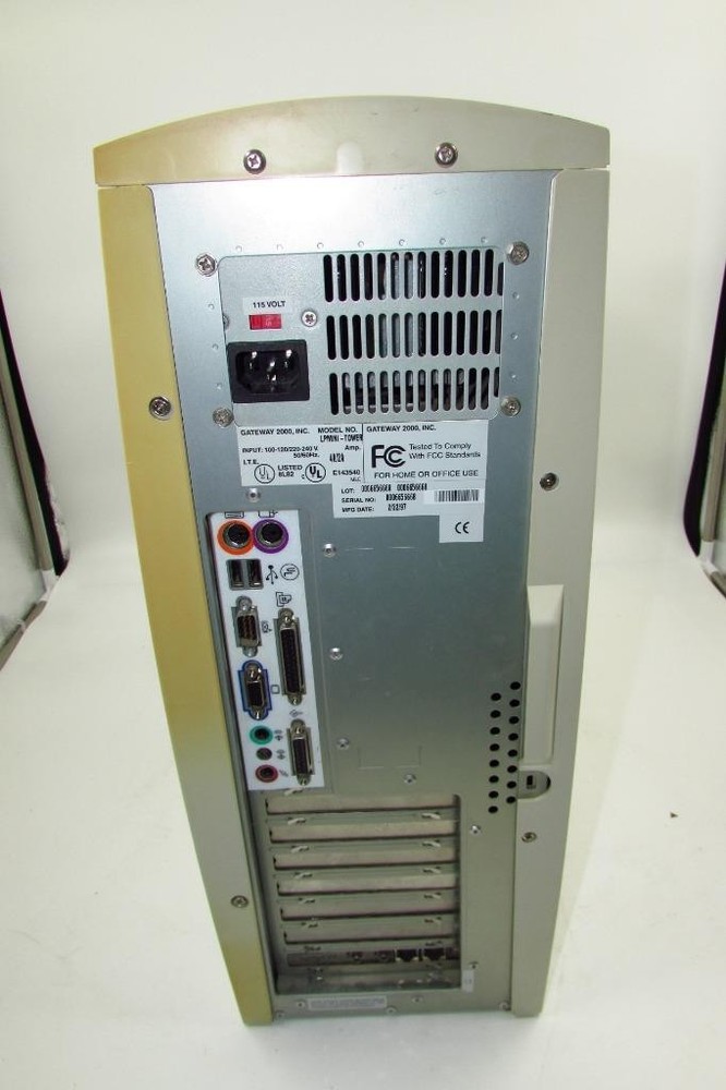 Vintage Gateway 2000 Model P5-166 Computer PC Desktop