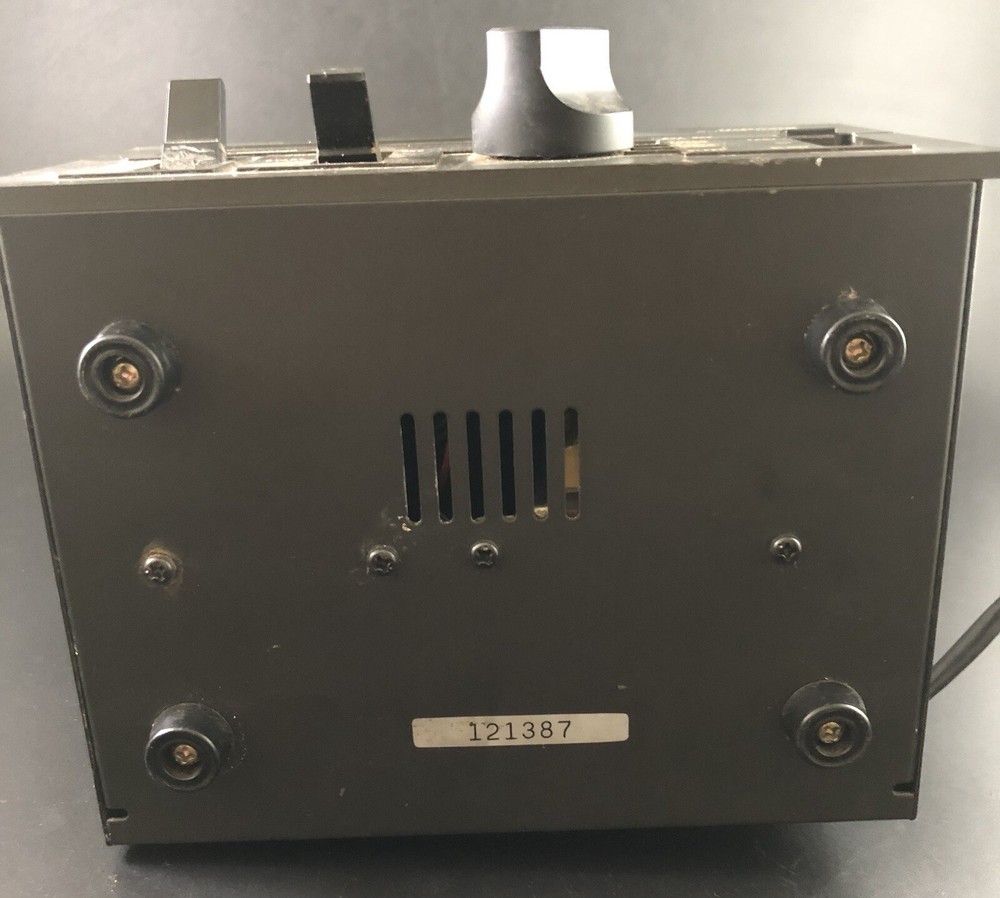 maxell audio timer Clock Works Vh8