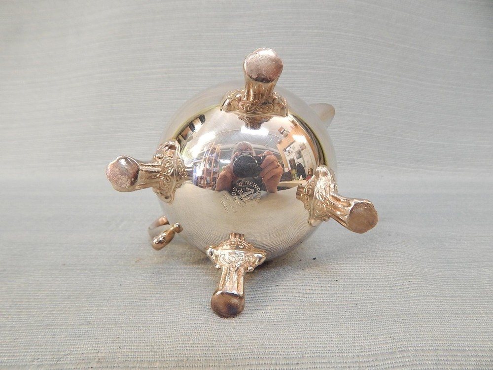 Gorham "Newport" Silver Plate Sugar and Creamer Set, Footed Excellent Condition