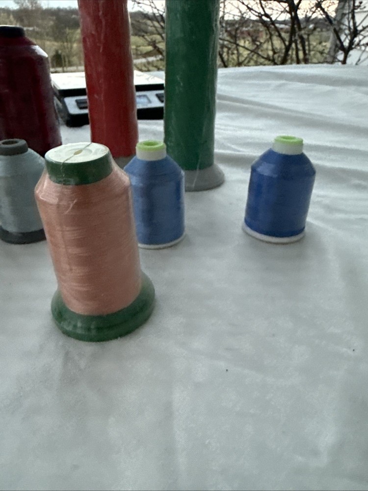 embroidery Machine thread Lot 16 Pcs. Asst Colors