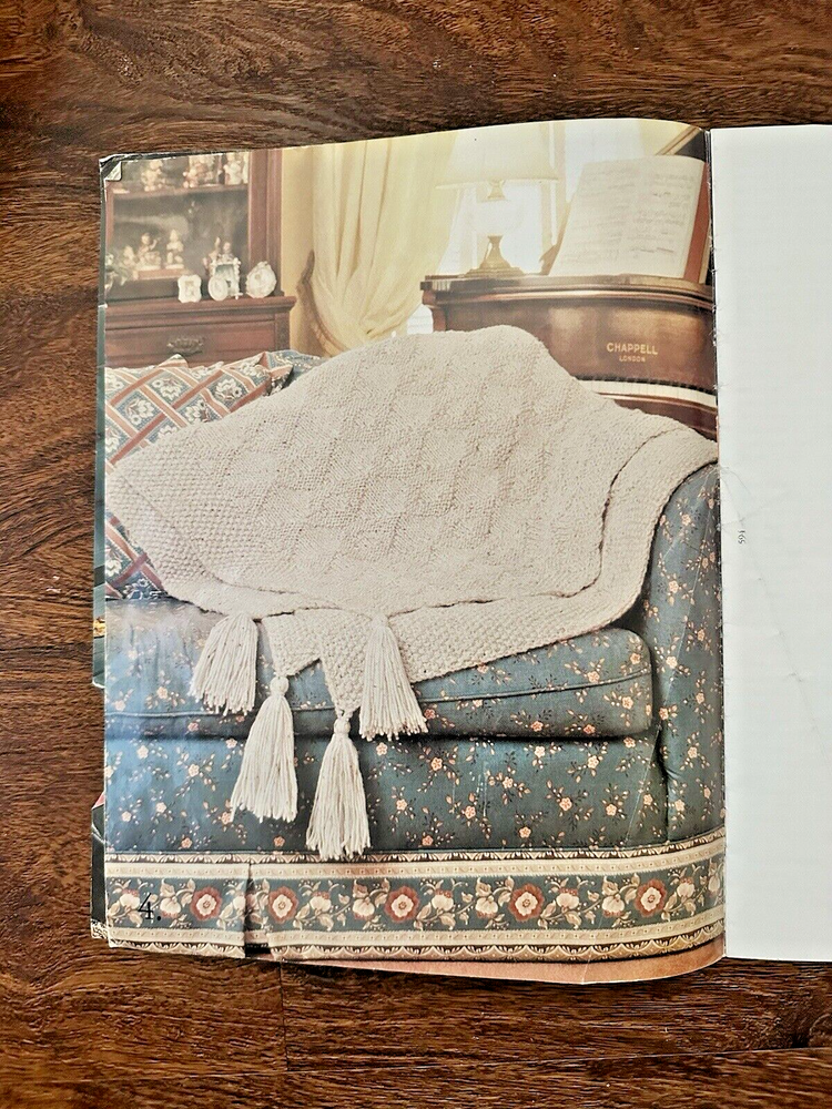 1996 PATONS Textured Afghans Knitting Pattern Book #594 Canada