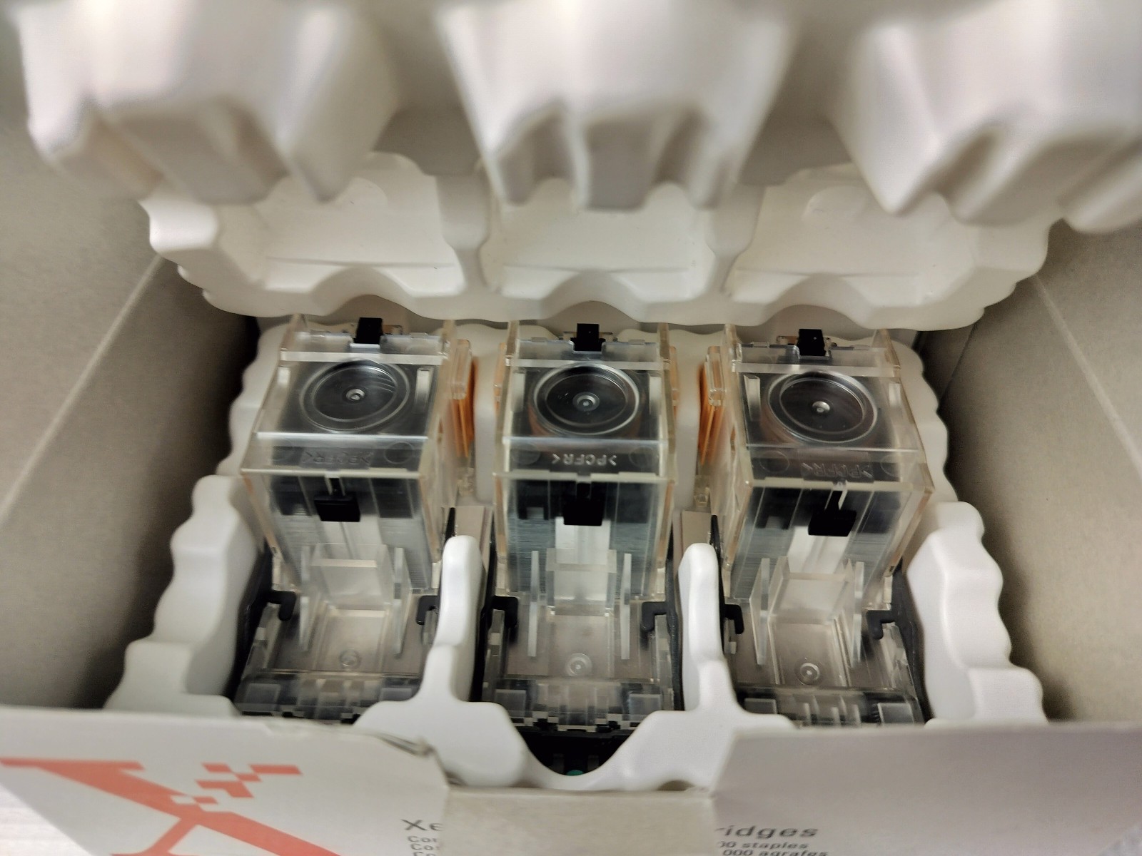 Xerox 108R00493 Staple Cartridges (108R493) 15,000 Staples Per Box