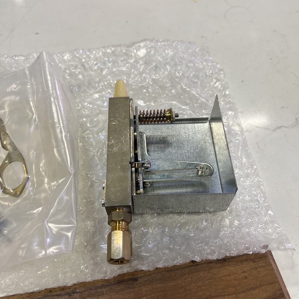 Johnson Controls Py-1700-3099 Pilot Positioner