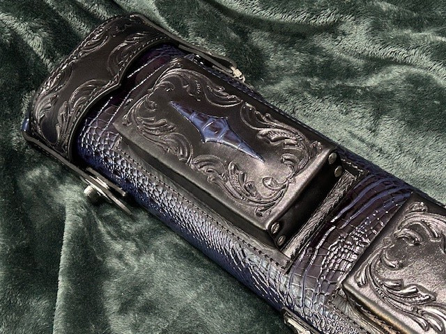 Volturi Custom Pool Case 4x8 Genuine Leather with Backpack Straps.
