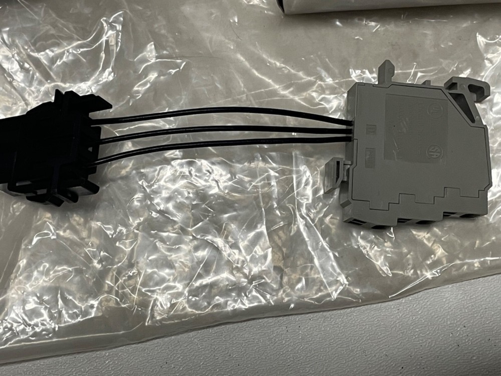 Square D S48382 Programmable Modules for Masterpact NW Circuit Breakers 240V 5A
