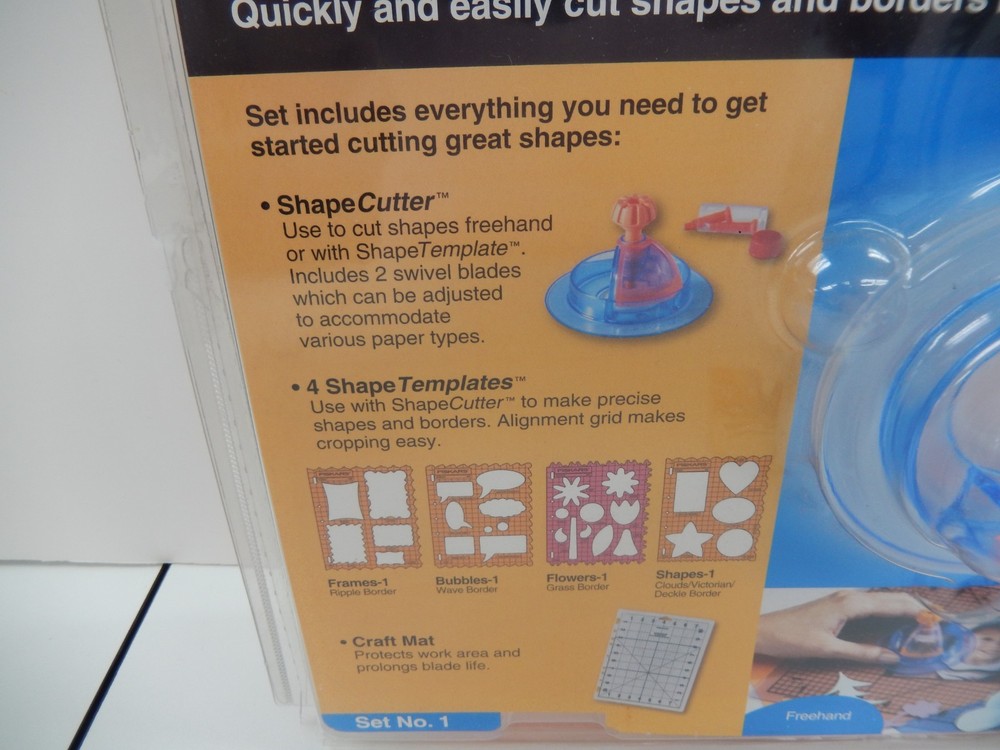 Fiskars Shape Cutter & Shape Template Starter Set + Extra Blades