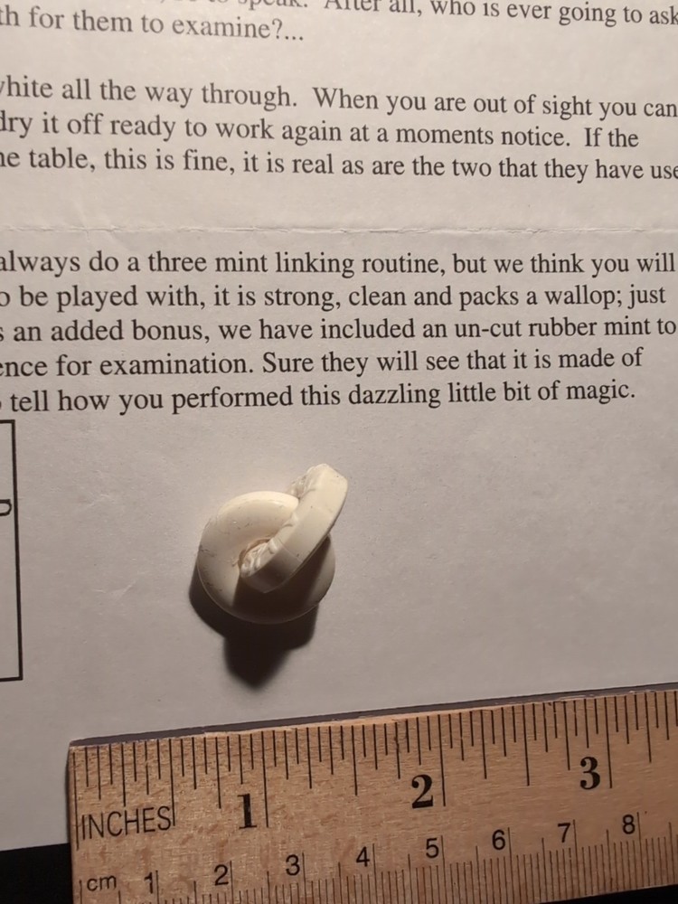 LINKING LIFESAVER CANDY Magic Trick