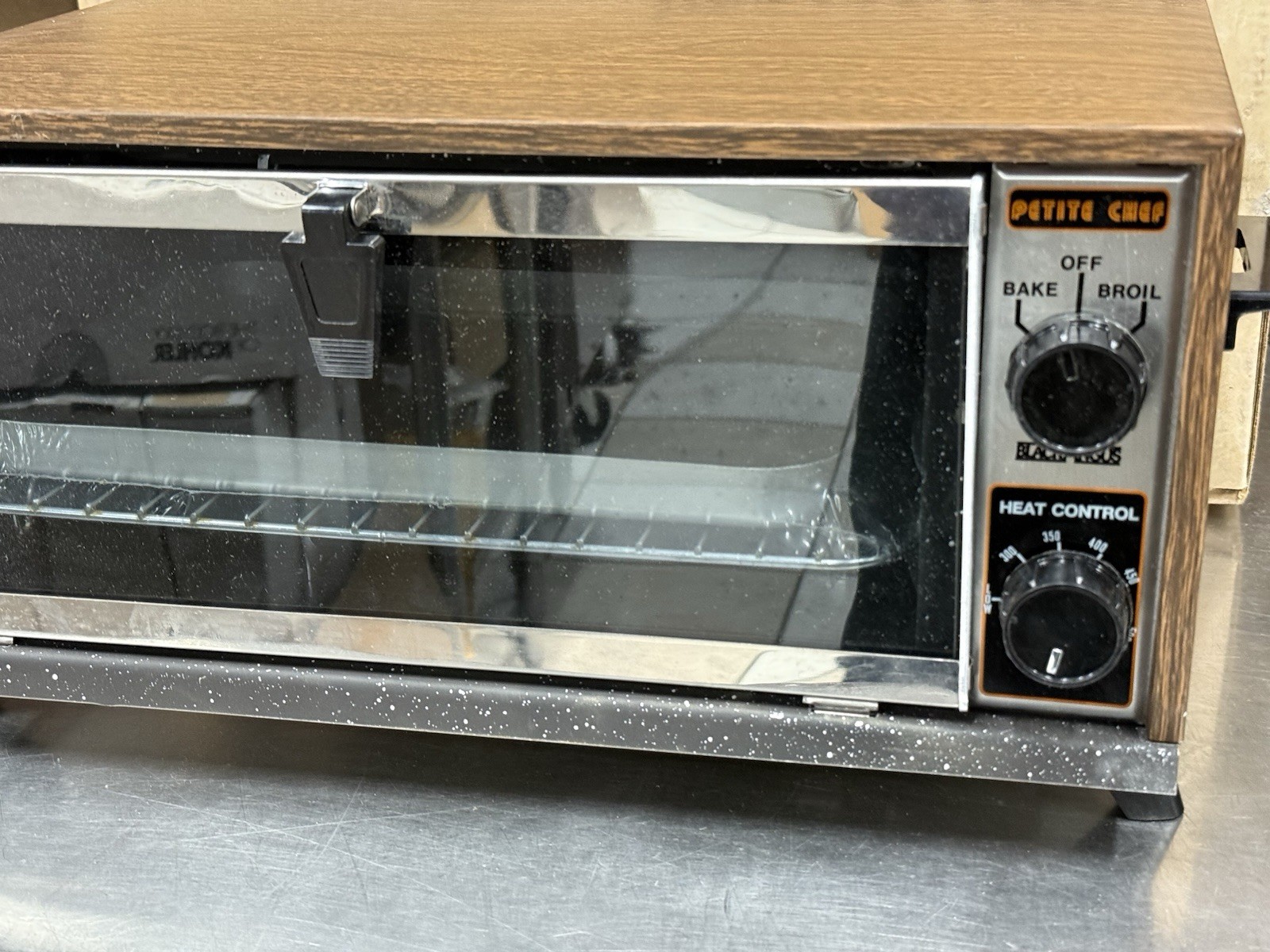 Vintage Black Angus Petite Chef Toaster Oven Broiler Warmer Woodgrain Finish