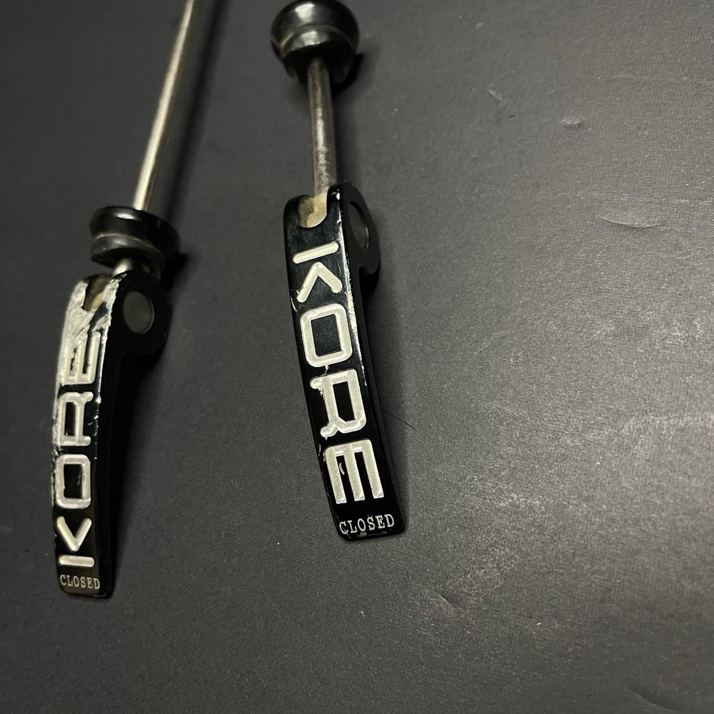 Kore Front 100mm / 135mm Quick Release Skewer Set