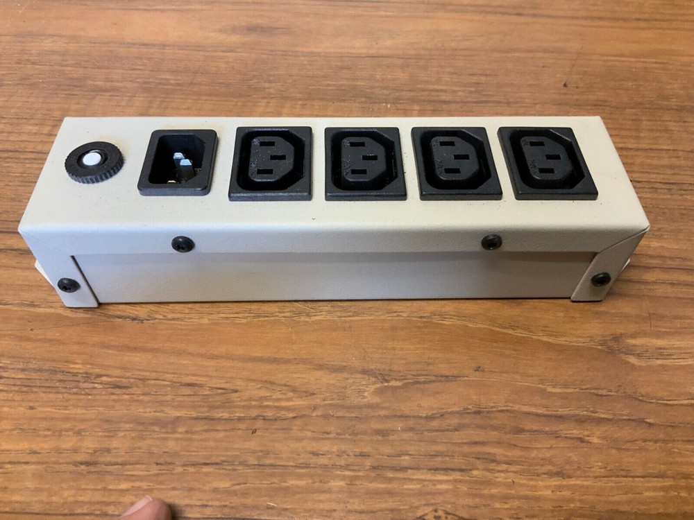 Interpower 85010070 Accessory Power Strip 4-Position **