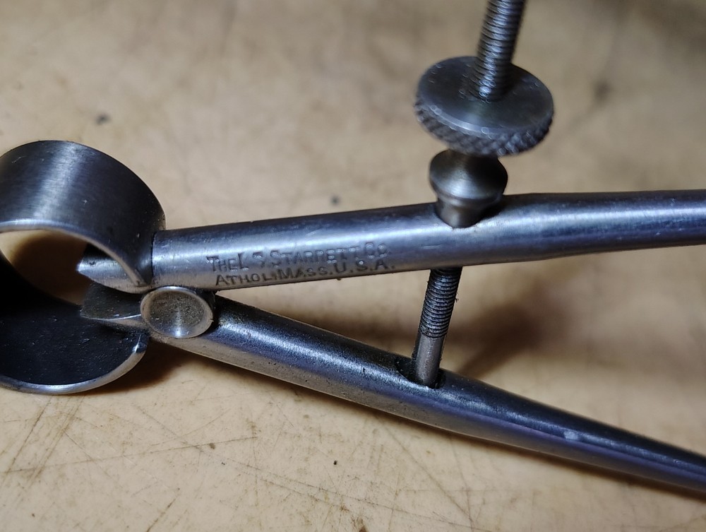 Starrett 4" Spring Joint Inside Divider Caliper Round Leg