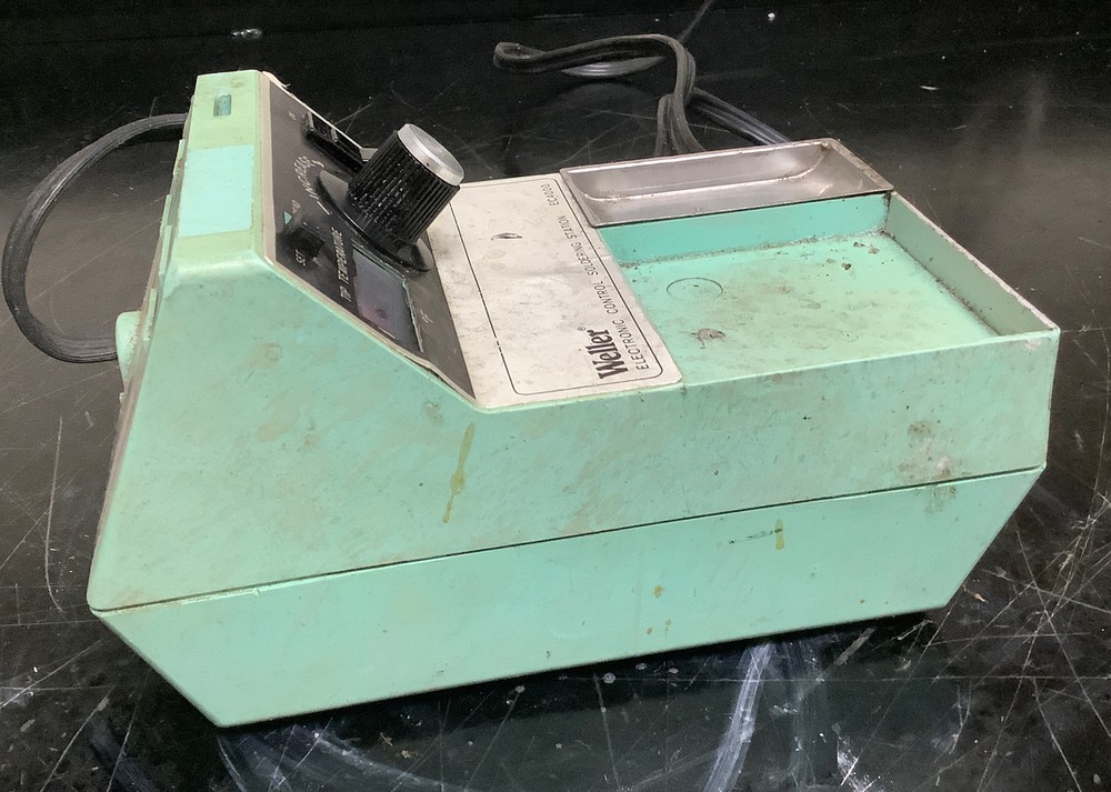 Weller Electronic Control Soldering Station EC4002