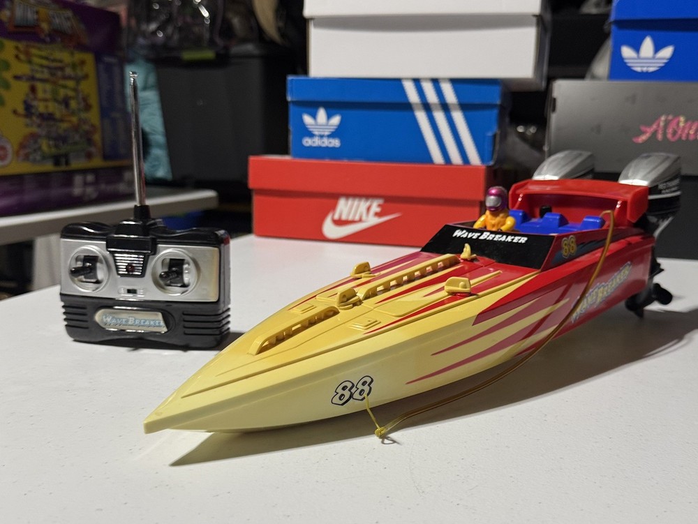 Wave Breaker 88  RC BOAT