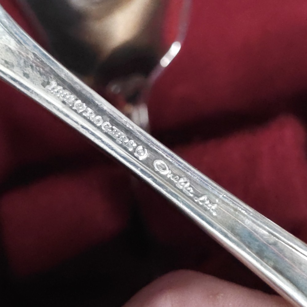 1881 Rogers Oneida Ltd Silverware Flatware Set Vintage + *more than one set here