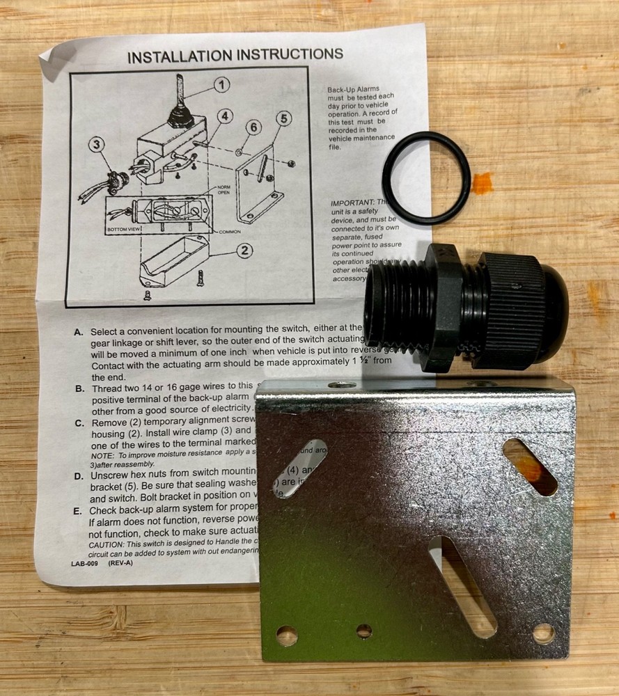 ECCO SW15 12V Backup Alarm Reverse Switch Kit w/ Mounting Bracket