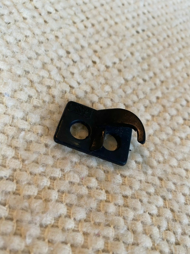 Game Tracker Plastic Flipper Rest