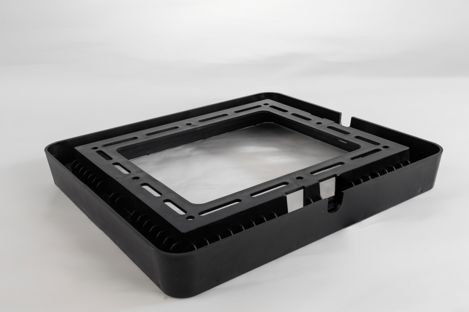 StrandedElectrons Fullly Enclosed Rugged Starlink Mini Flat Mount Against Hail