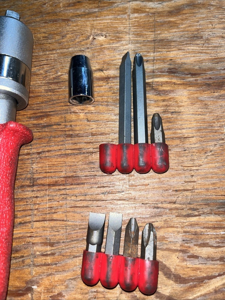 MAC Tools SXID9B 3/8" Impact Driver With 7 Bits And Adapter