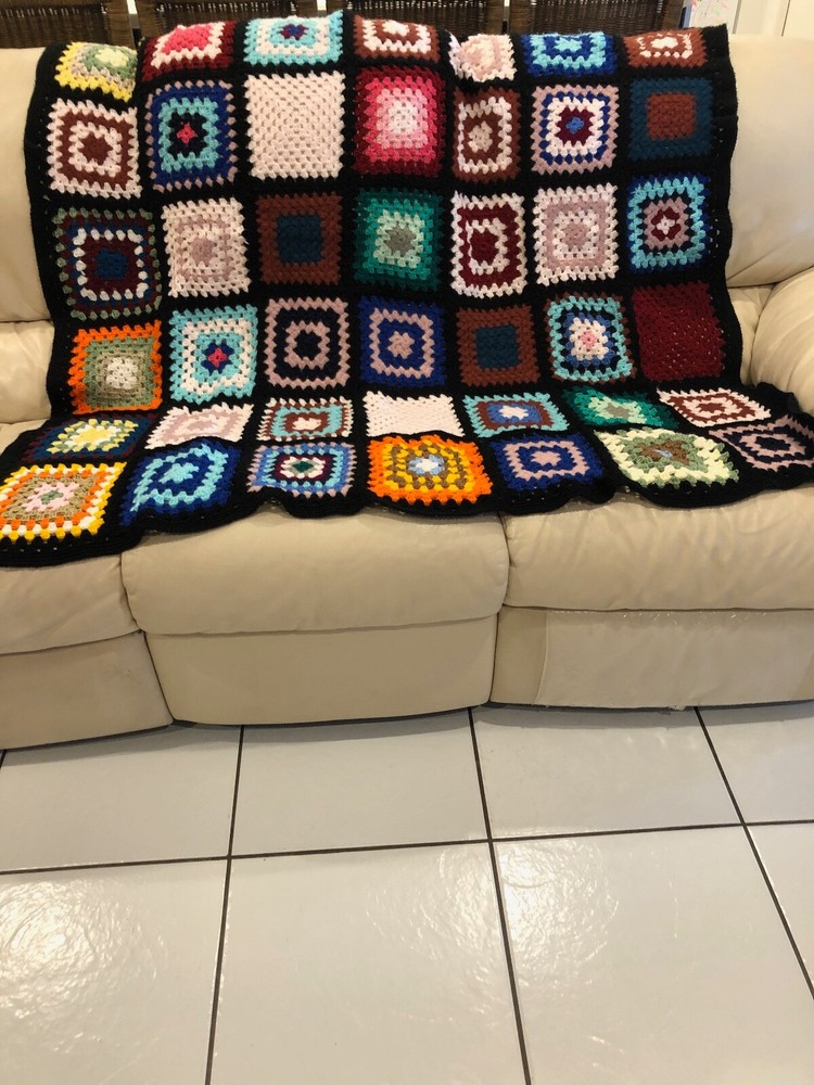 Leftovers Granny Square Blanket Pattern ( US or UK )