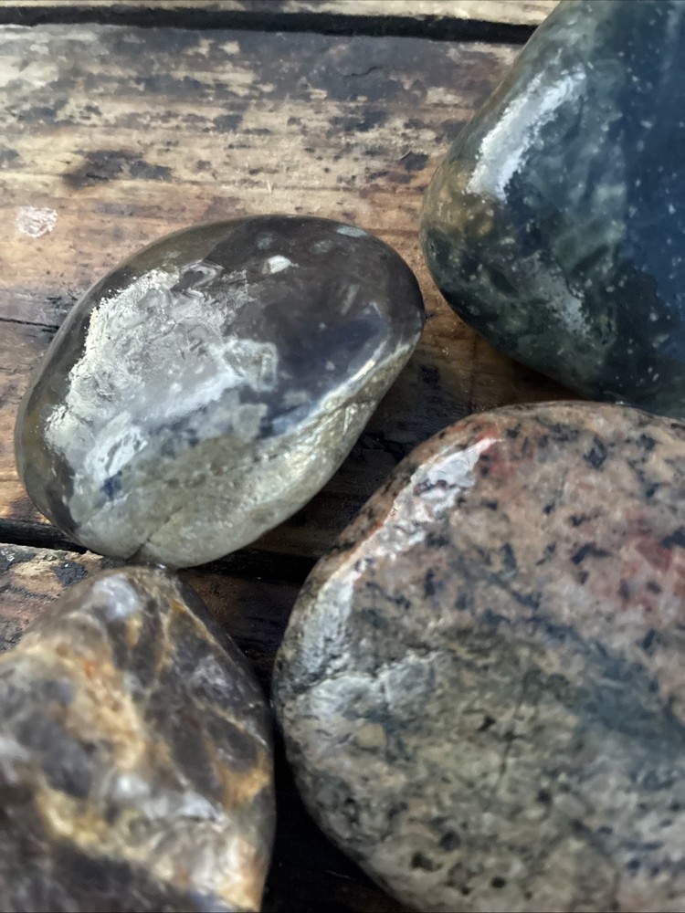 rocks for tumbling Rough 5 Lbs Mix