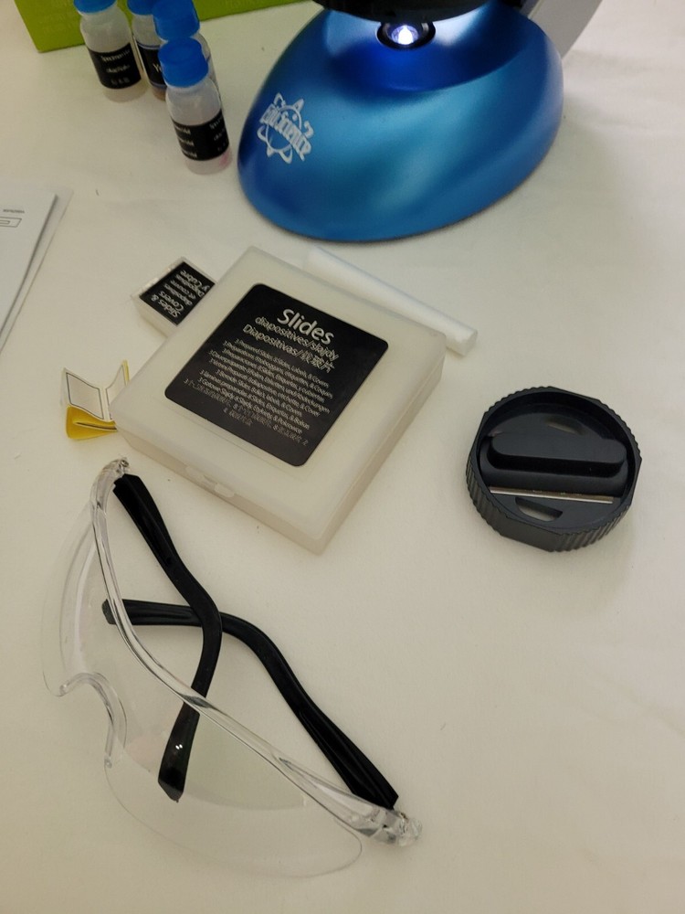 Edu-Science Student MICROSCOPE M640X / STEM Blue Science Tools