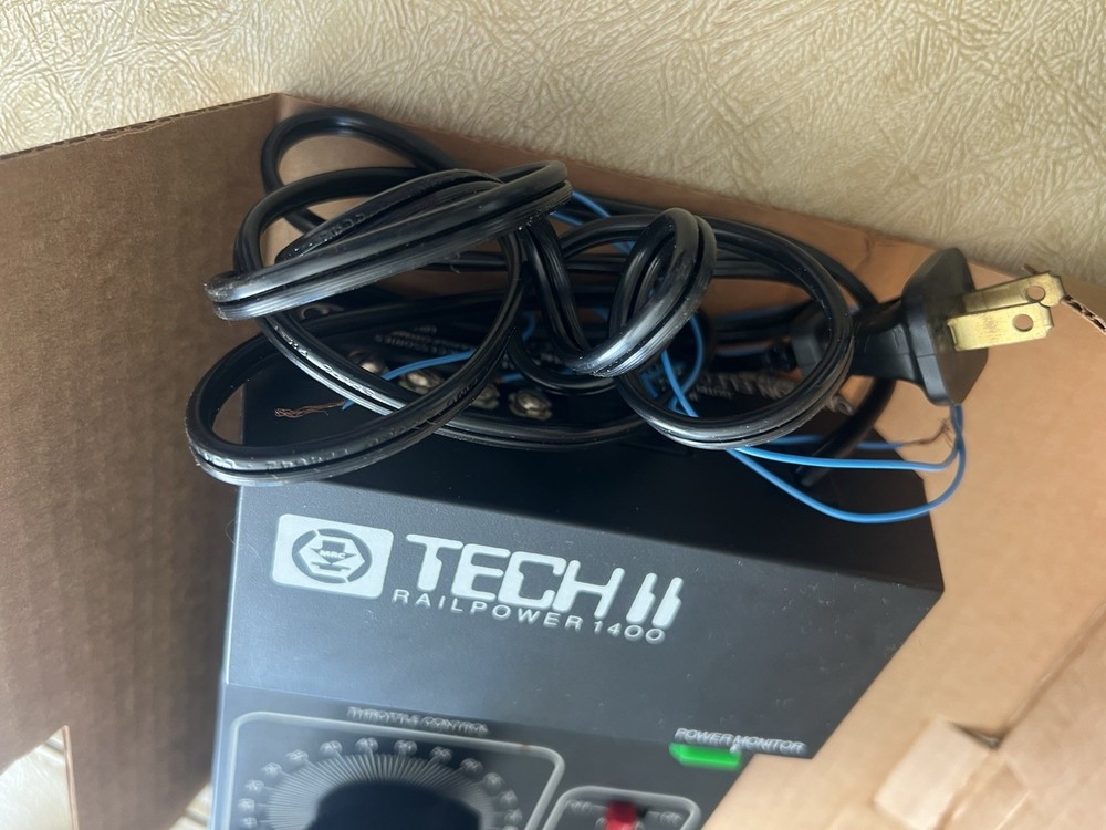 MRC Tech II Rail Power 1400 Model Train Control In Box Untested