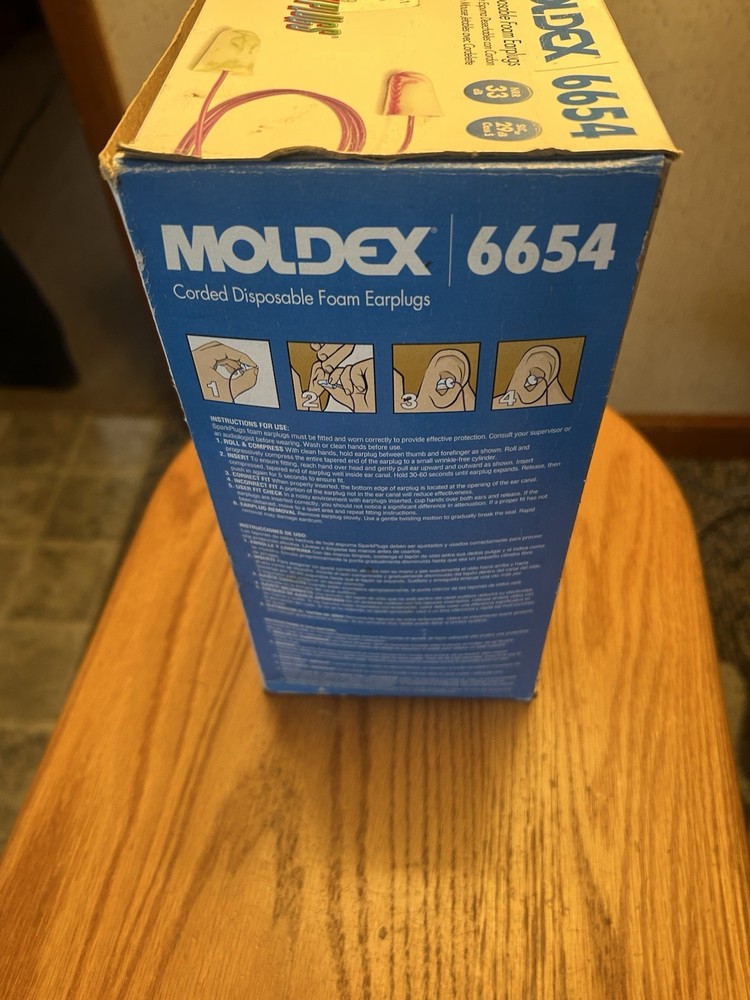 Molded Eat Plugs 6654