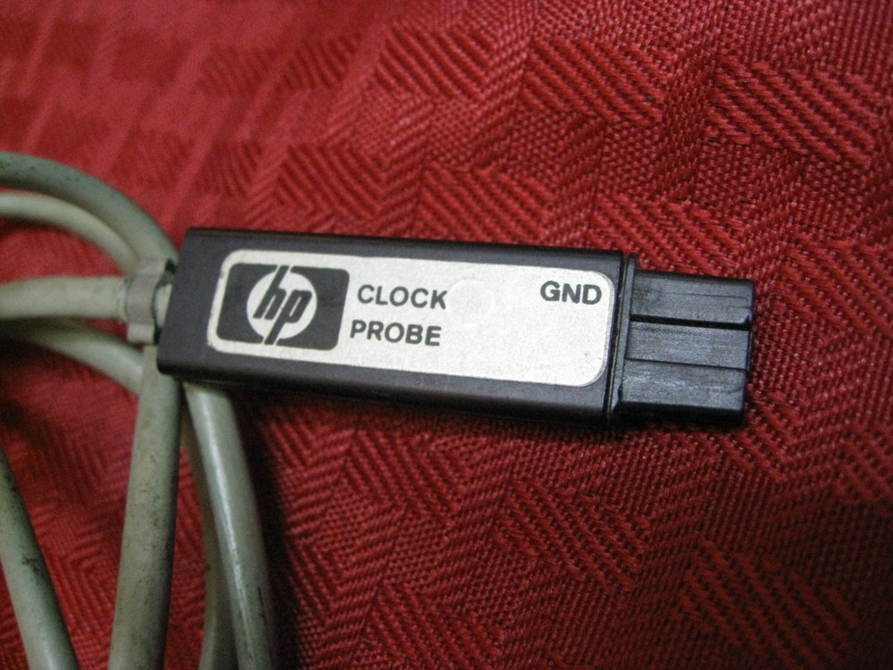 Hewlett Packard HP 15406A Clock Probe cable gold 15 pin plug