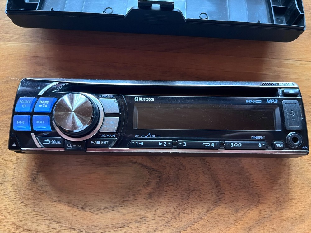 Alpine CDE-125BT Receiver Faceplate
