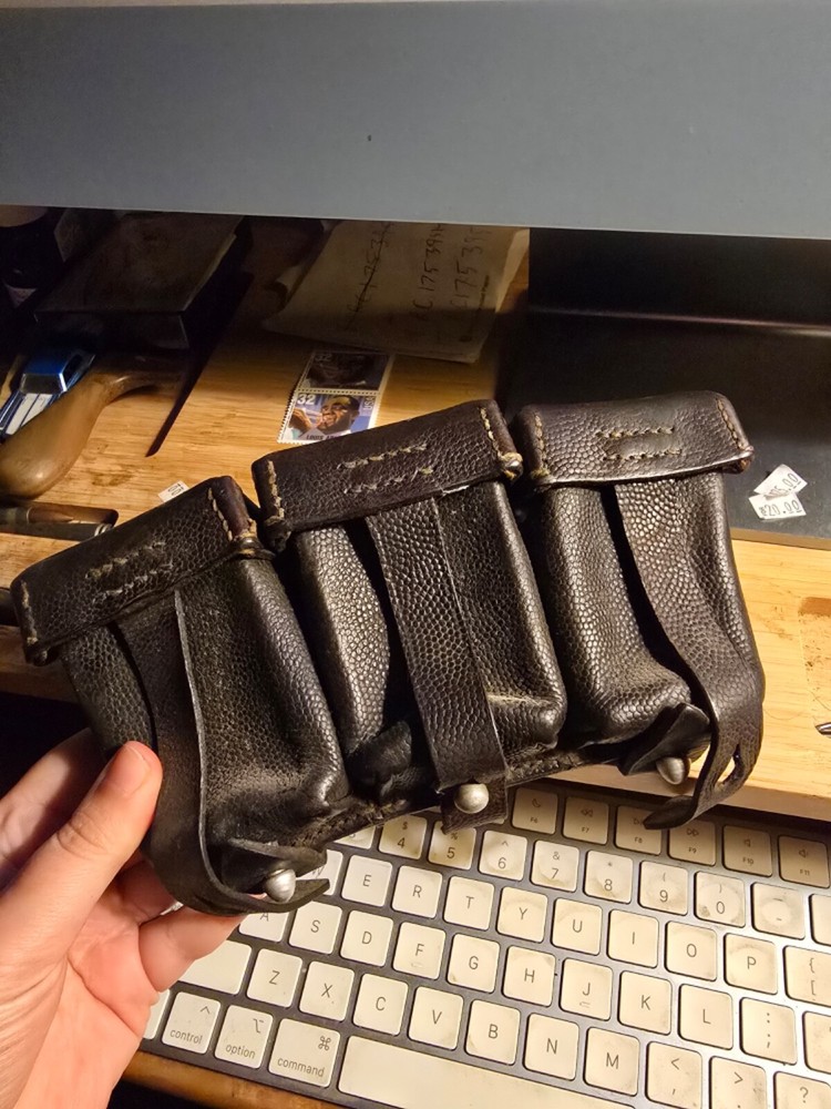 WWII Era German RIfle ammo pouch