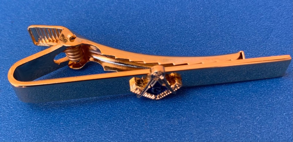 Masonic master mason tie bar