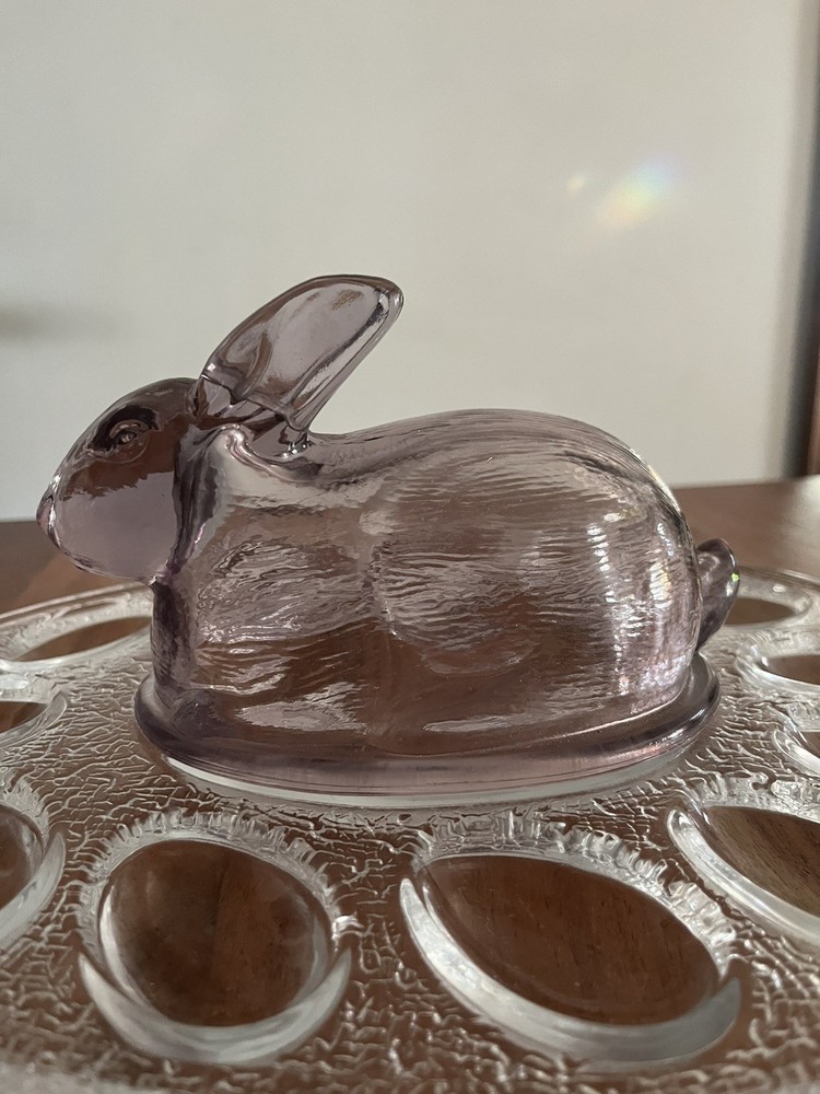 Vintage L E Smith Nested Bunny Deviled Egg Serving Plate Purple